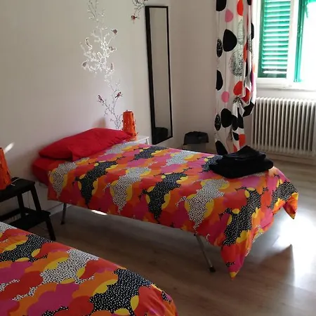 Bed & Breakfast Dieciseis Pisa